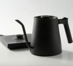 Bouilloire électrique Aura Noir 0.8L - VARIA