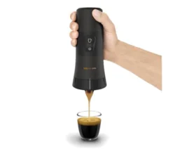 Cafetière Handpresso modèle Handcoffee Truck 24 volts pour dosettes Senseo + son étui de protection + cadeaux MaxiCoffee