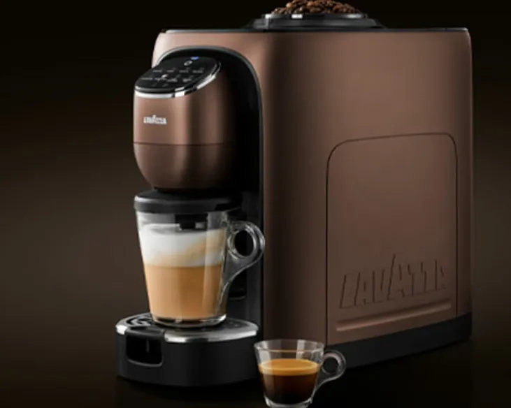 Expresso Broyeur LAVAZZA Assoluta "Beans to cup" 10 - Marron