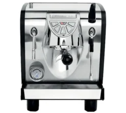 Machine expresso NUOVA SIMONELLI Musica noire MMUSICAVOL010004 pour réseau d'eau