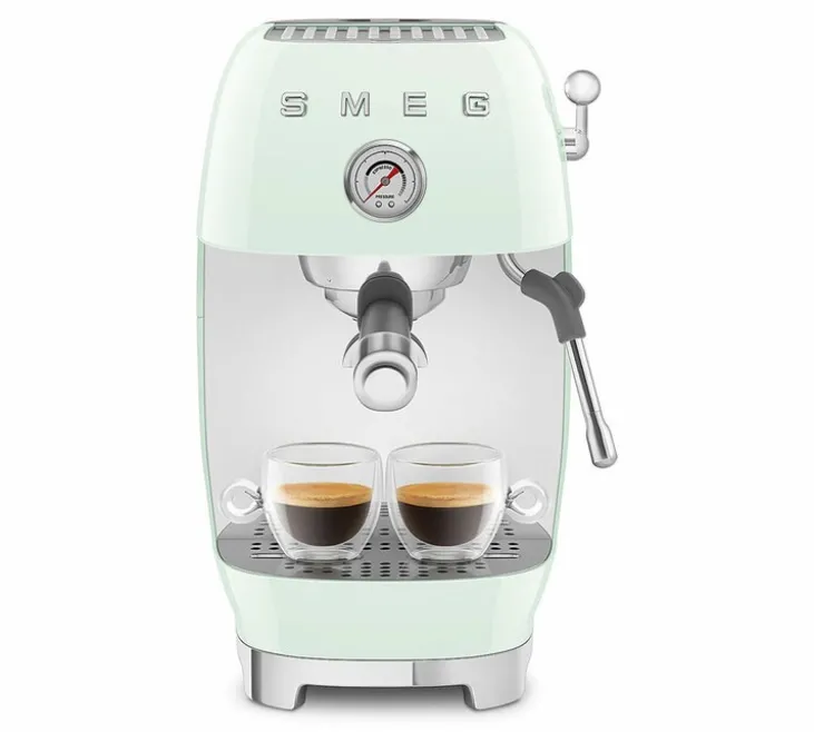 Machine expresso SMEG ECF03PGEU vert avec Cold brew