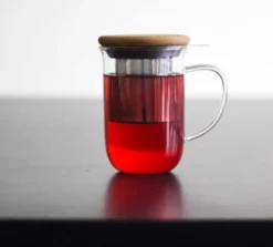 Mug avec infuseur VIVA Scandinavia avec couvercle en bois - 35 cl