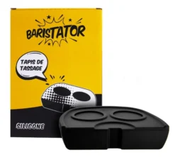 Pack Barista BARISTATOR : tamper, répartiteur, pichet à lait, tapis de tassage et 250 g de café en grain