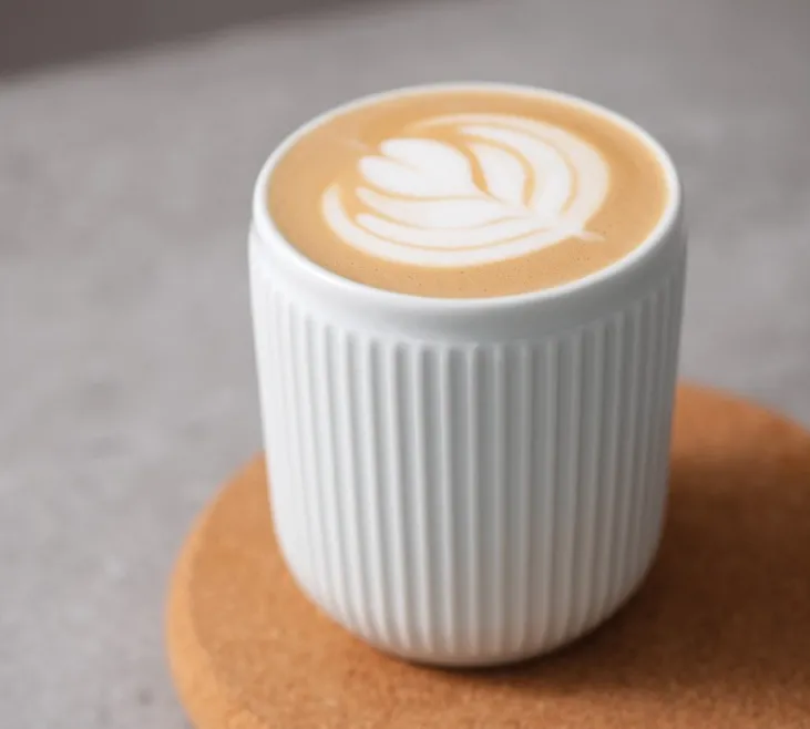 Set de 2 mugs Douro double paroi - porcelaine blanche - 10cl - BODUM