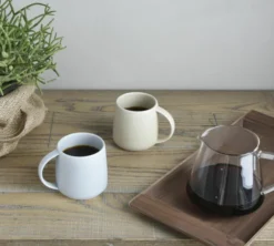 Tasse KINTO Ripple beige en procelaine 250 ml