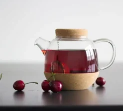 Théière Cortica en verre et liège 50 cl + boule à thé - VIVA Scandinavia