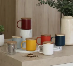Tisanière en grès bleu 300 ml avec couvercle en bois acacia OGO Living