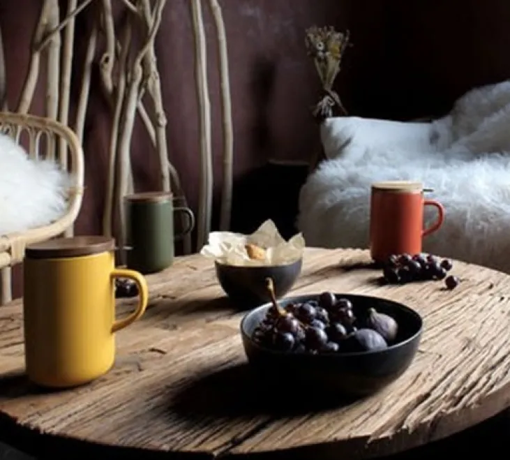 Tisanière en grès 47,5 cl Kaki et couvercle en acacia - OGO Living