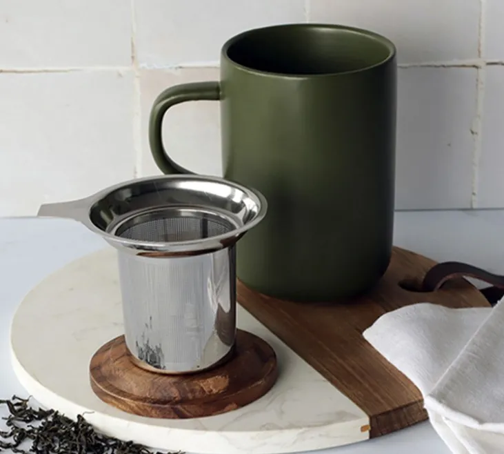 Tisanière en grès 47,5 cl Kaki et couvercle en acacia - OGO Living
