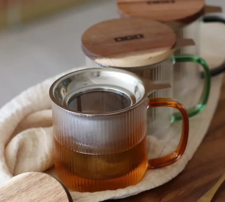 Tisanière en verre 300 ml Gris fumé et couvercle bois acacia OGO Living